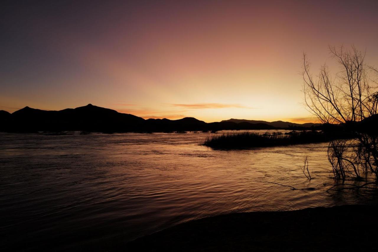 Sandfontein Lodge & Nature Reserve Экстерьер фото